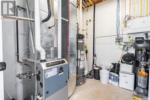 10 Walker Court, Battleford, SK - Indoor Photo Showing Basement