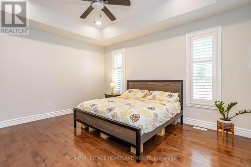 3399 Crane Avenue, London, ON - Indoor Photo Showing Bedroom