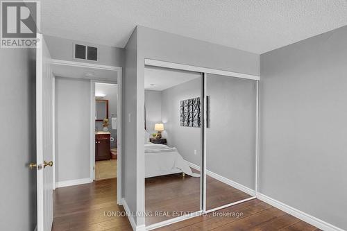 1205 - 30 Chapman Court, London, ON - Indoor