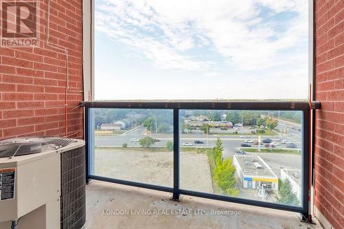 1205 - 30 Chapman Court, London, ON - Outdoor