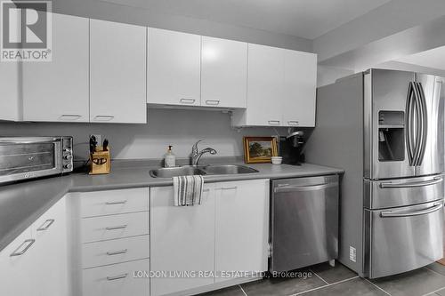 1205 - 30 Chapman Court, London, ON - Indoor Photo Showing Kitchen With Double Sink