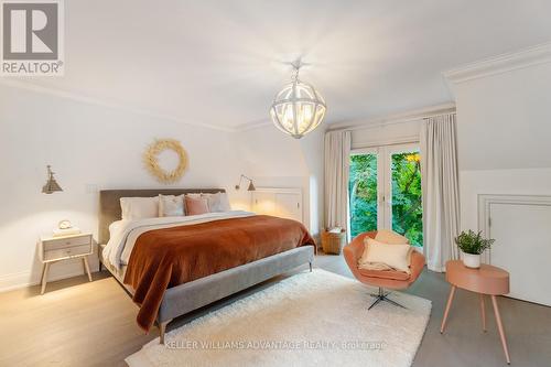 37 Farnham Avenue, Toronto, ON - Indoor Photo Showing Bedroom