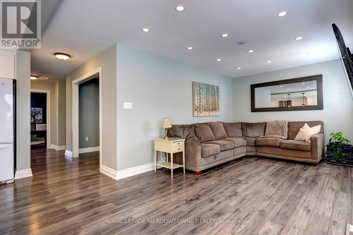 171 Eaton Street, Halton Hills, ON - Indoor Photo Showing Living Room