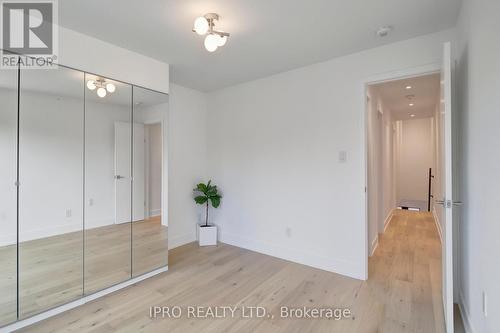 51 Burnfield Avenue, Toronto, ON - Indoor Photo Showing Bathroom