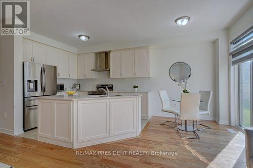 20 Donald Stewart Road, Brampton, ON - Indoor Photo Showing Kitchen