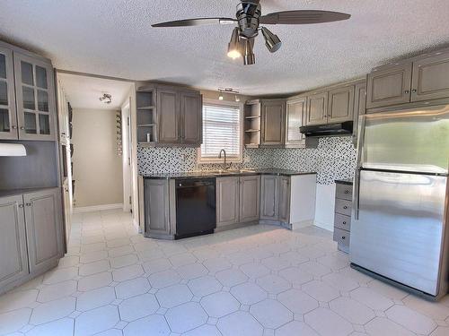 Cuisine - 2790 Rue Saguenay, Rouyn-Noranda, QC - Indoor Photo Showing Kitchen