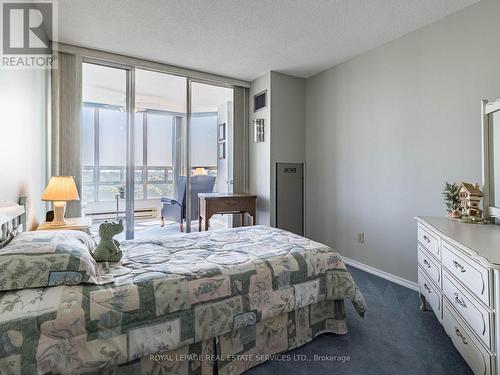 1002 - 320 Mill Street S, Brampton, ON - Indoor Photo Showing Bedroom