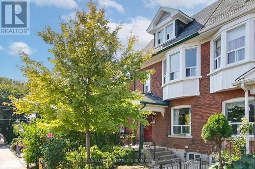 452 Westmoreland Avenue N, Toronto, ON - Outdoor