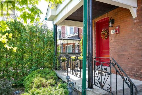 452 Westmoreland Avenue N, Toronto, ON - Outdoor