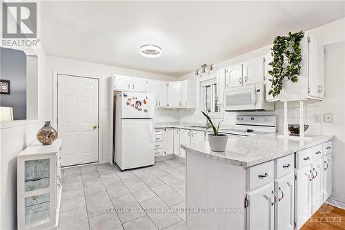 13065 Riverside Drive, South Dundas, ON - Indoor Photo Showing Kitchen