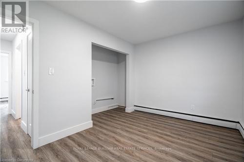 4 - 2161 Ghent Avenue, Burlington, ON - Indoor Photo Showing Other Room