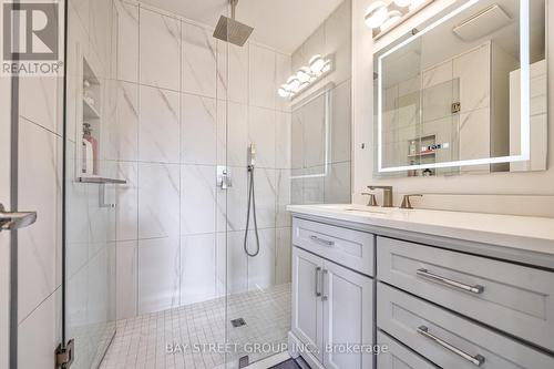 222 Hollywood Avenue, Toronto, ON - Indoor Photo Showing Bathroom