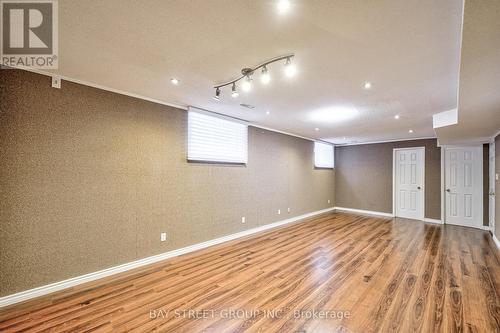 222 Hollywood Avenue, Toronto, ON - Indoor