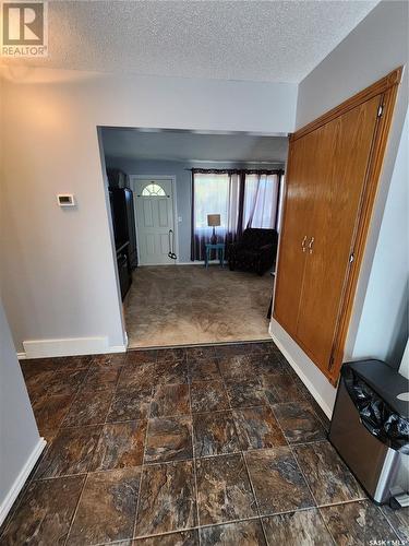 57 11Th Street Ne, Weyburn, SK - Indoor Photo Showing Other Room