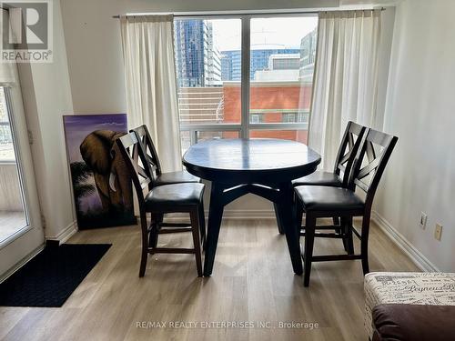 436 - 250 Wellington Street W, Toronto, ON - Indoor Photo Showing Dining Room