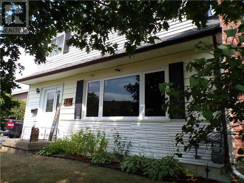 44 Central Avenue, Elliot Lake, ON - Outdoor