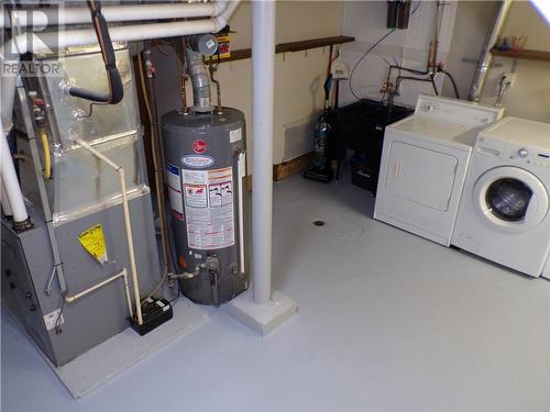 44 Central Avenue, Elliot Lake, ON - Indoor Photo Showing Laundry Room