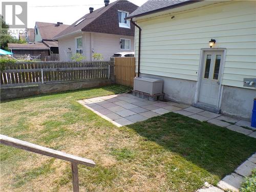 44 Central Avenue, Elliot Lake, ON - Outdoor With Exterior