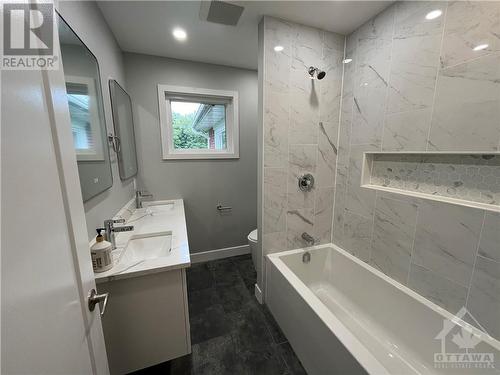 895 Rex Avenue, Ottawa, ON - Indoor Photo Showing Bathroom