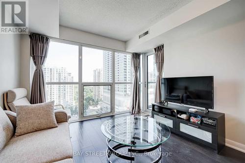 1708 - 5162 Yonge Street, Toronto, ON - Indoor Photo Showing Living Room