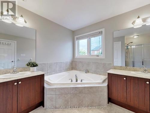 4 Church View Avenue, Markham, ON - Indoor Photo Showing Bathroom