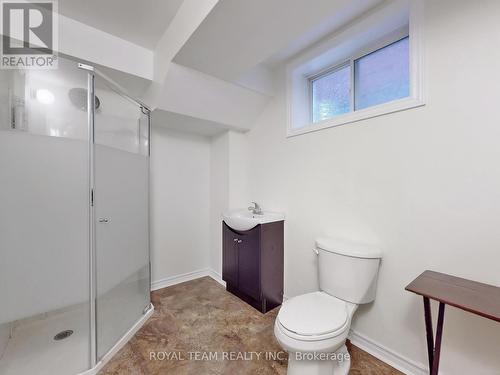 4 Church View Avenue, Markham, ON - Indoor Photo Showing Bathroom