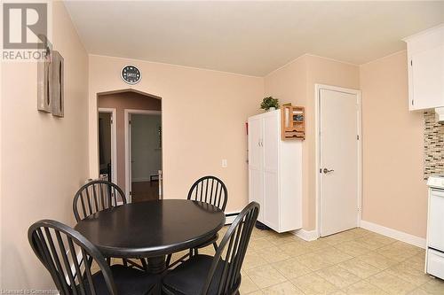 141 S Reid Avenue S, Hamilton, ON - Indoor Photo Showing Dining Room