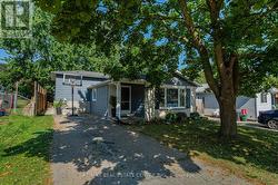 169 PINEDALE DRIVE  Kitchener, ON N2E 1K2