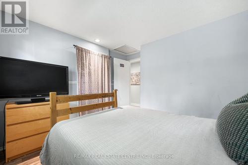 169 Pinedale Drive, Kitchener, ON - Indoor Photo Showing Bedroom