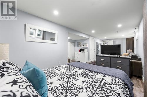 169 Pinedale Drive, Kitchener, ON - Indoor Photo Showing Bedroom