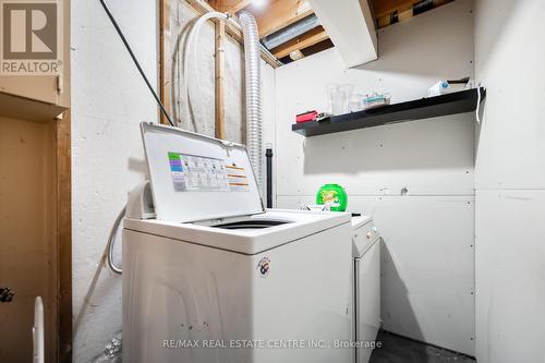 169 Pinedale Drive, Kitchener, ON - Indoor Photo Showing Laundry Room