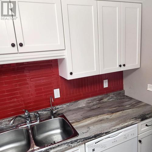 4 - 399 Springbank Avenue N, Woodstock, ON - Indoor Photo Showing Kitchen With Double Sink