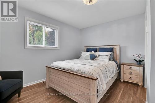 109 Lochiel Street S, Renfrew, ON - Indoor Photo Showing Bedroom