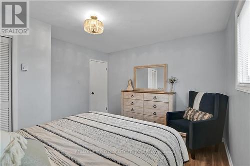 109 Lochiel Street S, Renfrew, ON - Indoor Photo Showing Bedroom