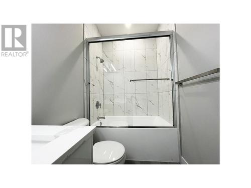 125 Calgary Avenue Unit# 101, Penticton, BC - Indoor Photo Showing Bathroom