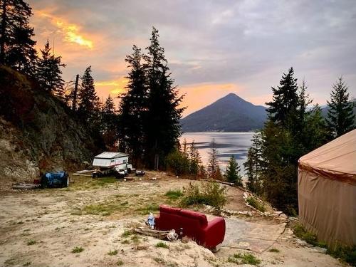 Lot 6 Lower Arrow Lake, Castlegar, BC 