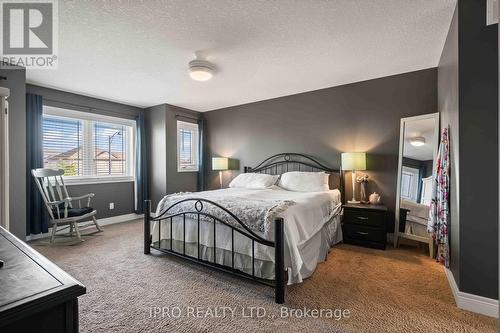 21 Melody Lane, East Luther Grand Valley, ON - Indoor Photo Showing Bedroom