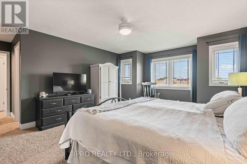 21 Melody Lane, East Luther Grand Valley, ON - Indoor Photo Showing Bedroom