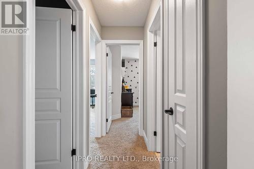 21 Melody Lane, East Luther Grand Valley, ON - Indoor Photo Showing Other Room