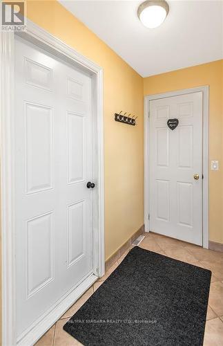 4 College Park Drive, Welland, ON - Indoor Photo Showing Other Room