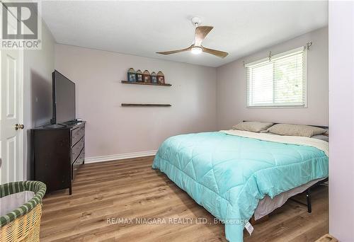 4 College Park Drive, Welland, ON - Indoor Photo Showing Bedroom