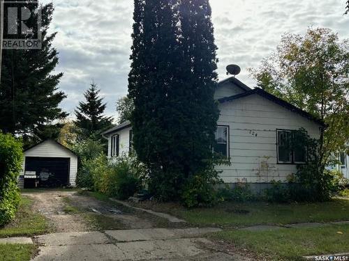 224 3Rd Avenue W, Canora, SK - Outdoor