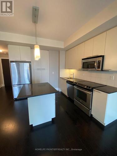 1512 - 70 Roehampton Avenue, Toronto, ON - Indoor Photo Showing Kitchen With Stainless Steel Kitchen