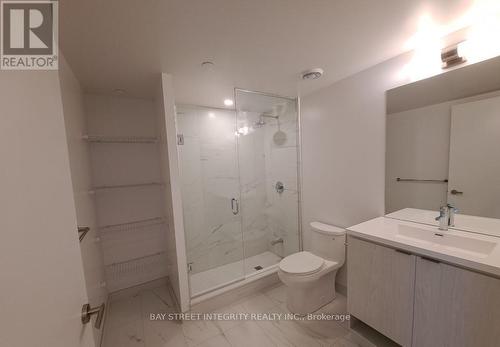 2709 - 55 Cooper Street, Toronto, ON - Indoor Photo Showing Bathroom