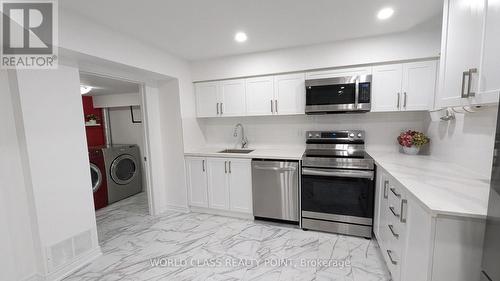 Bsmt - 17 Brower Avenue, Richmond Hill, ON - Indoor Photo Showing Kitchen With Stainless Steel Kitchen