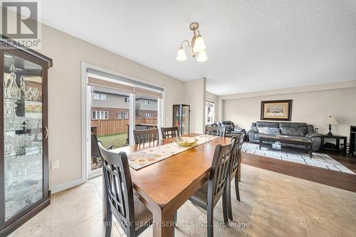 262 Dalgleish Trail, Hamilton, ON - Indoor Photo Showing Dining Room