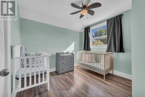 10 Roxborough Avenue, Hamilton, ON - Indoor Photo Showing Bedroom