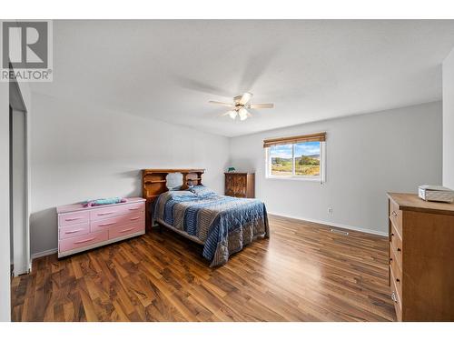 1899 Sage Street, Merritt, BC - Indoor Photo Showing Bedroom