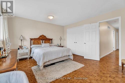 103 Bernice Crescent, Toronto, ON - Indoor Photo Showing Bedroom