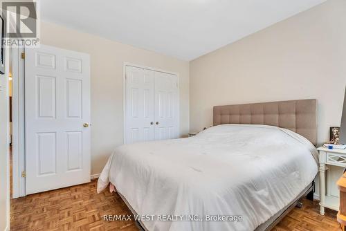 103 Bernice Crescent, Toronto, ON - Indoor Photo Showing Bedroom